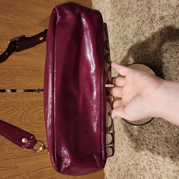 COPY - GUC Coach Legacy Purple Leather Monogram Canvas Shoulder Bag - Picture 11 of 14